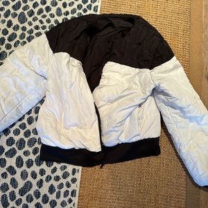 Packable reversible puffer coat